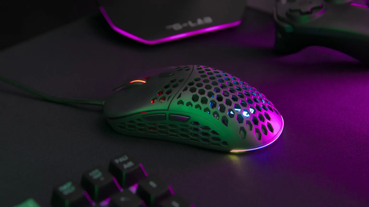 The G-Lab - Kult Oxygen - Souris Gamer Filaire Haute Performance 12 800 DPI - Batterie Longue Durée, RGB 100% Personnalisable, 6 Boutons Programmables, Ambidextre – Noire - New