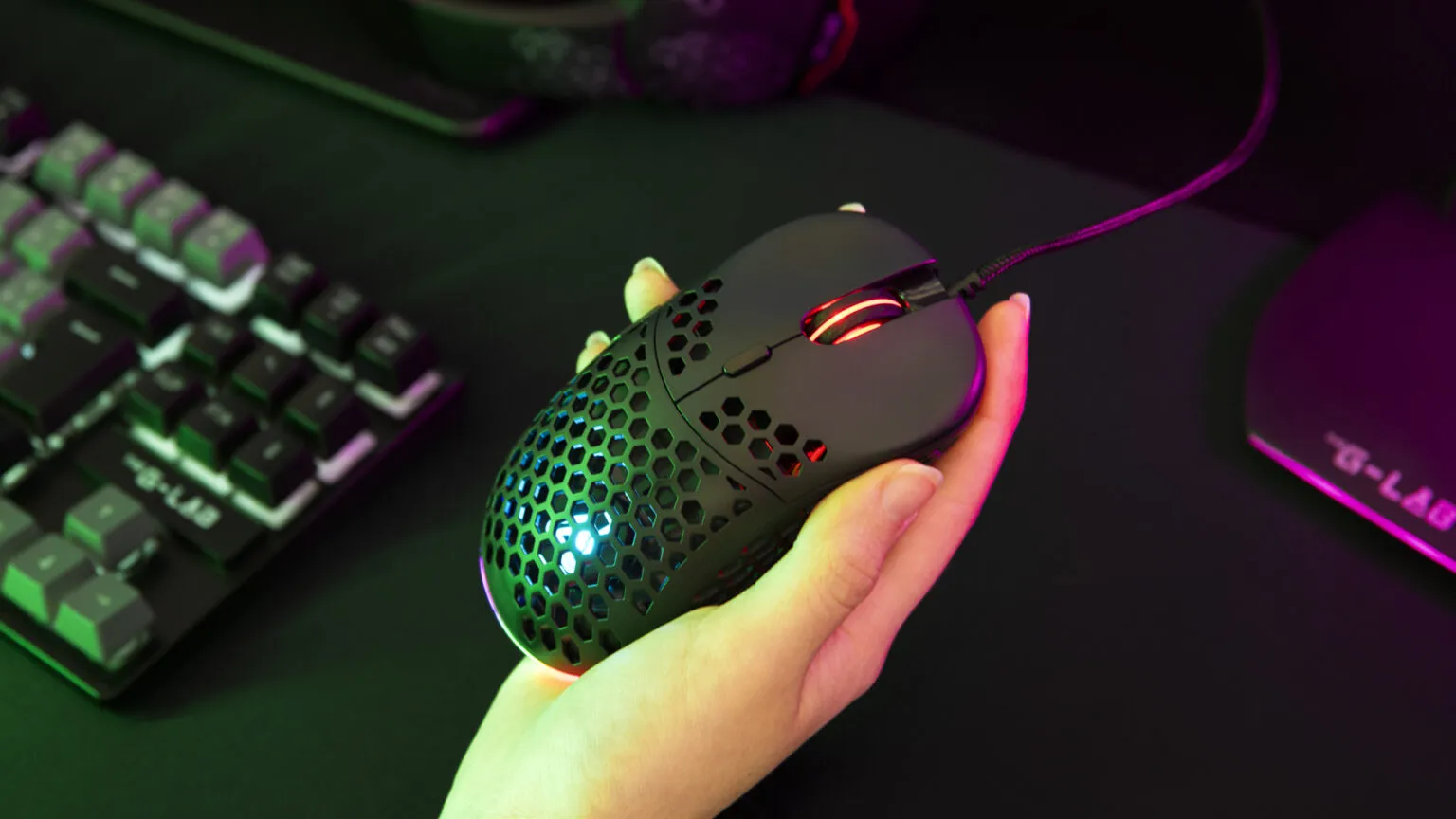 The G-Lab - Kult Oxygen - Souris Gamer Filaire Haute Performance 12 800 DPI - Batterie Longue Durée, RGB 100% Personnalisable, 6 Boutons Programmables, Ambidextre – Noire - New