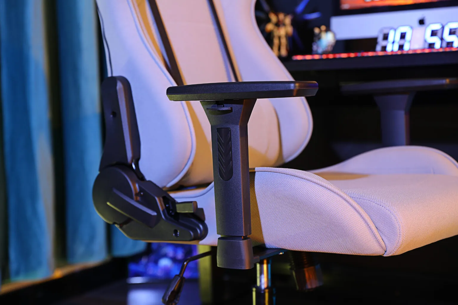 The G-Lab - K-Seat Platinium - Chaise Gaming Ergonomique en Tissu Prémium, Dossier Inclinable 155°, Accoudoirs 3D, Roues 60mm, Max 120 kg - Fauteuil Gaming facile à assembler, Robuste et Confort.