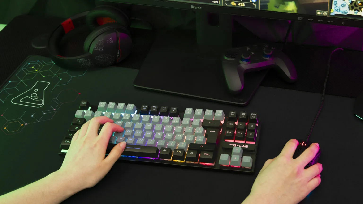 The G-Lab - Keyz Caesium TKL - Clavier Gamer TKL 87 Touches Filaire USB AZERTY, RGB Personnalisable, 15 Macros programmables - Clavier Gaming Compact pout PC/PS4/PS5/XBOX - Gris-Noir