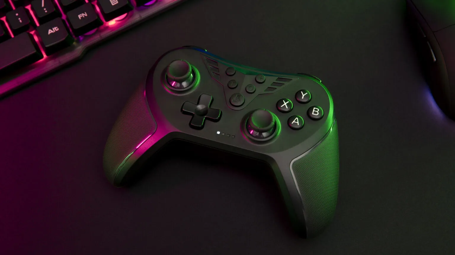 The G-Lab - K-Pad Helium WL- Manette PC sans fil Rechargeable - 2.4 Ghz, Vibrations Ajustables, 12 boutons, 4 gâchettes (2 personnalisables), Mode Turbo, Macros,Manette PC gamer (Windows 10,11) & PS3